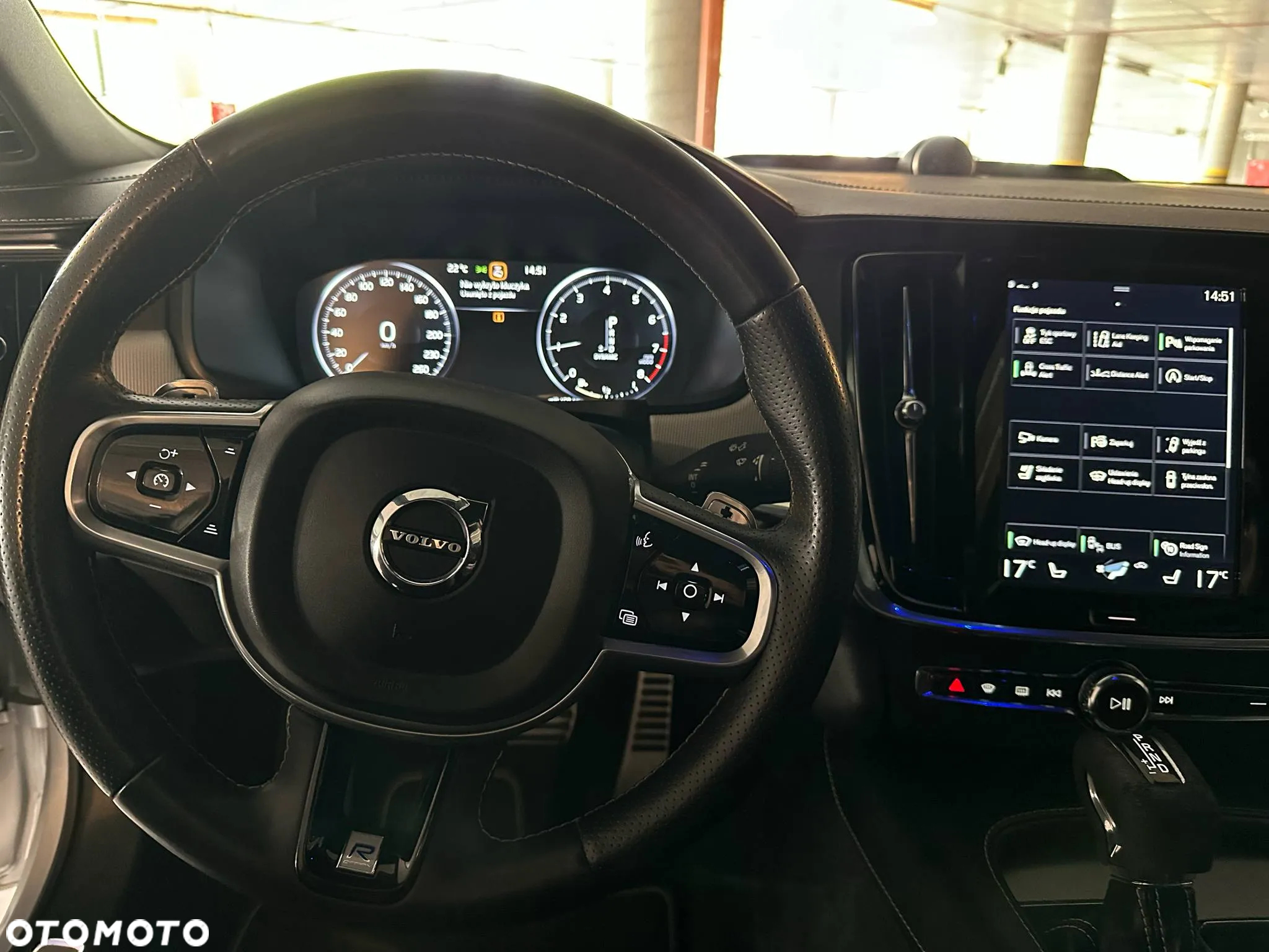 Volvo S90 T6 AWD R-Design - 10