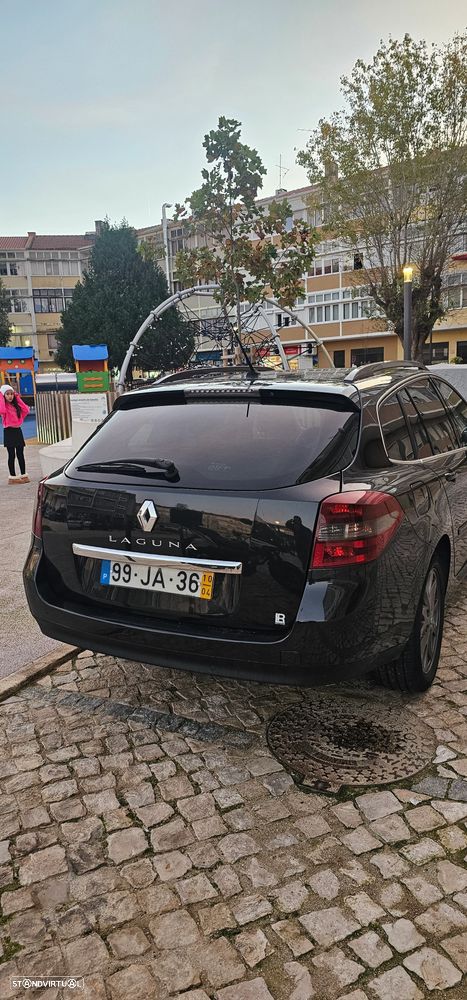 Renault Laguna Break 1.5 dCi SE Black Line 110g - 7