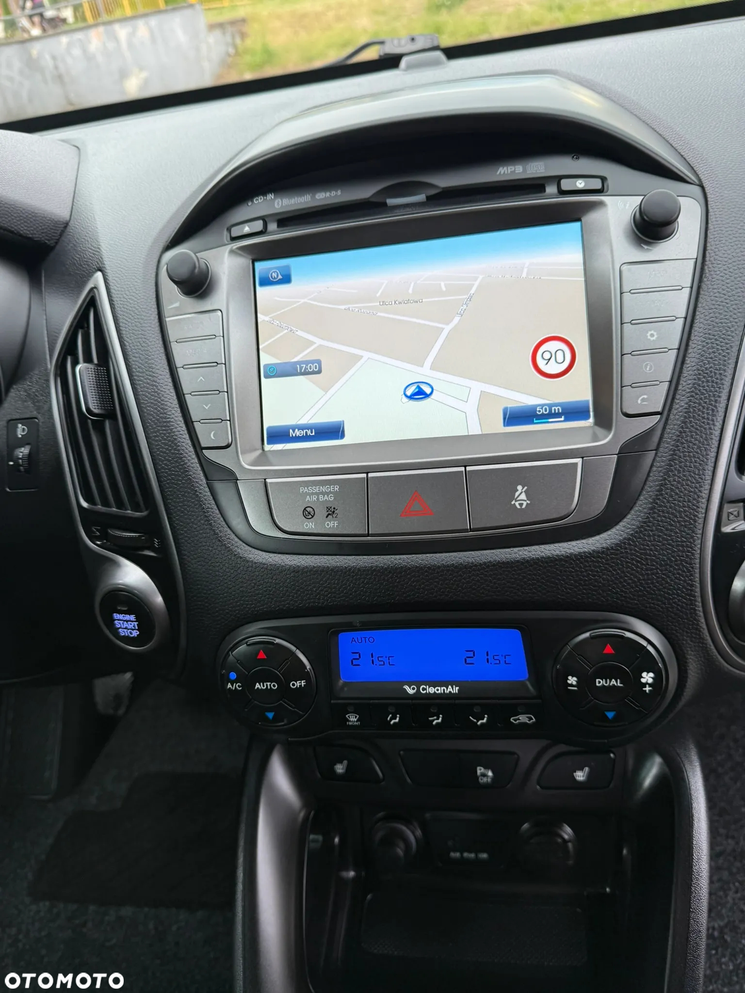 Hyundai ix35 1.6 2WD Fifa World Cup Edition - 36