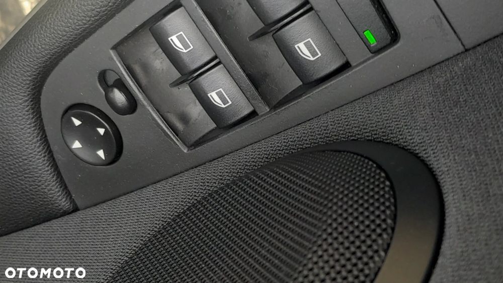 BMW Seria 3 320d DPF - 10