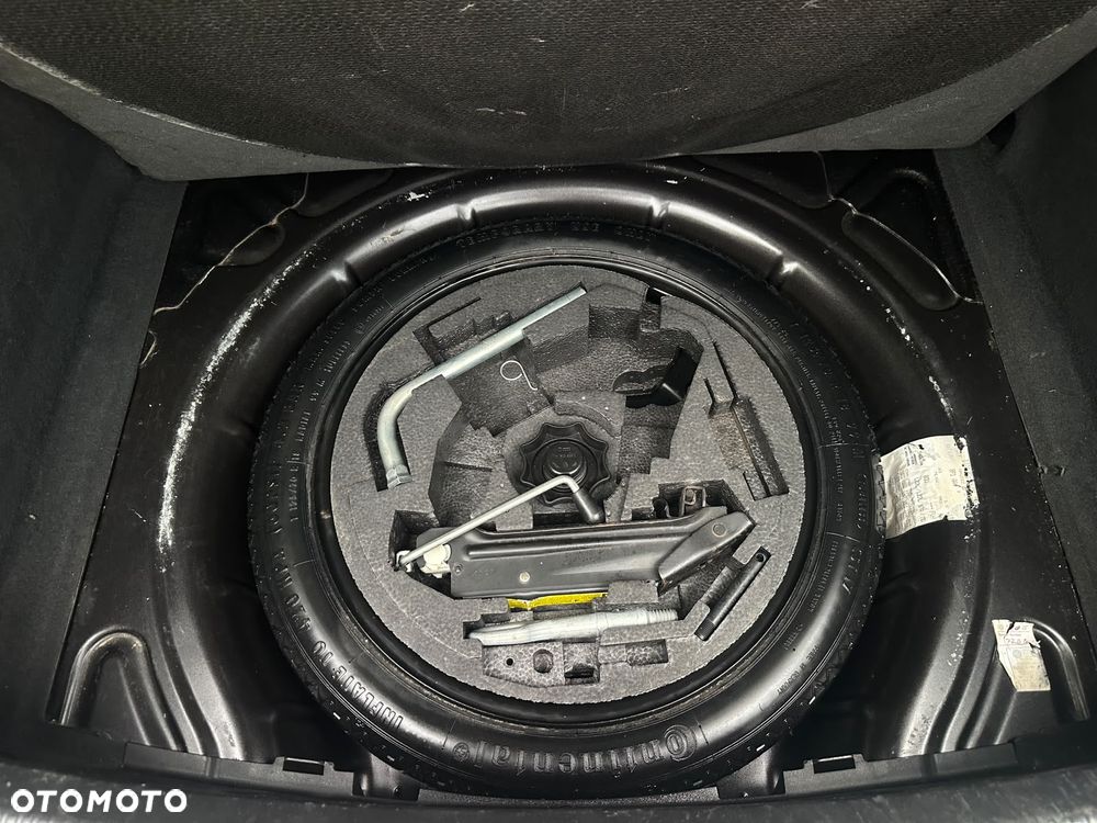 Audi A3 3-drzwiowe 1.6 Attraction - 31