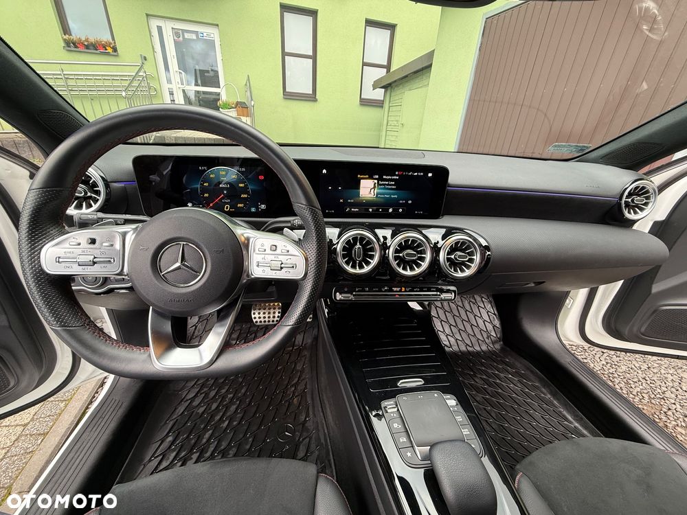 Mercedes-Benz Klasa A 180 AMG Line 7G-DCT - 8