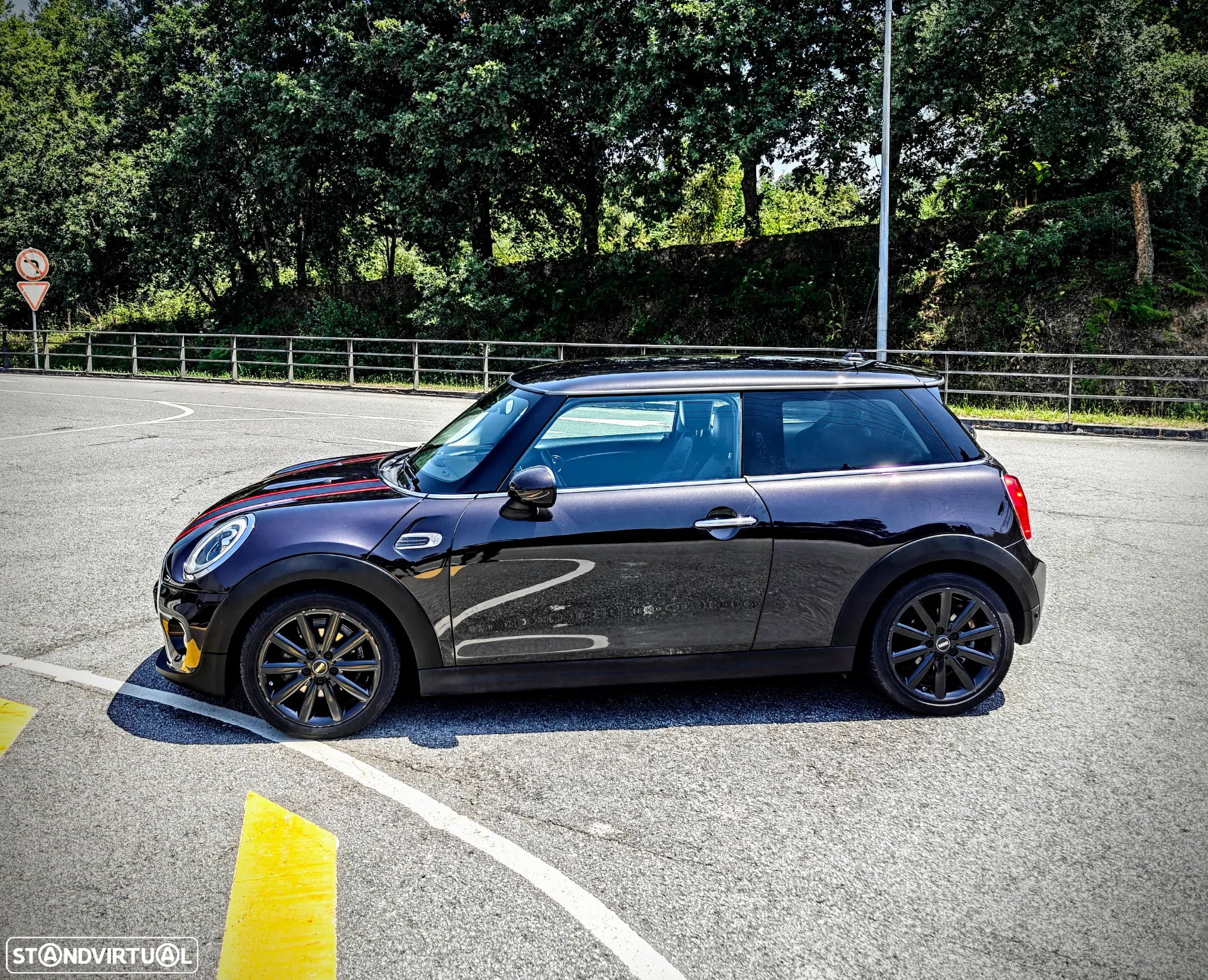 MINI 3 Portas Cooper Premium Resolute Edition Auto - 14