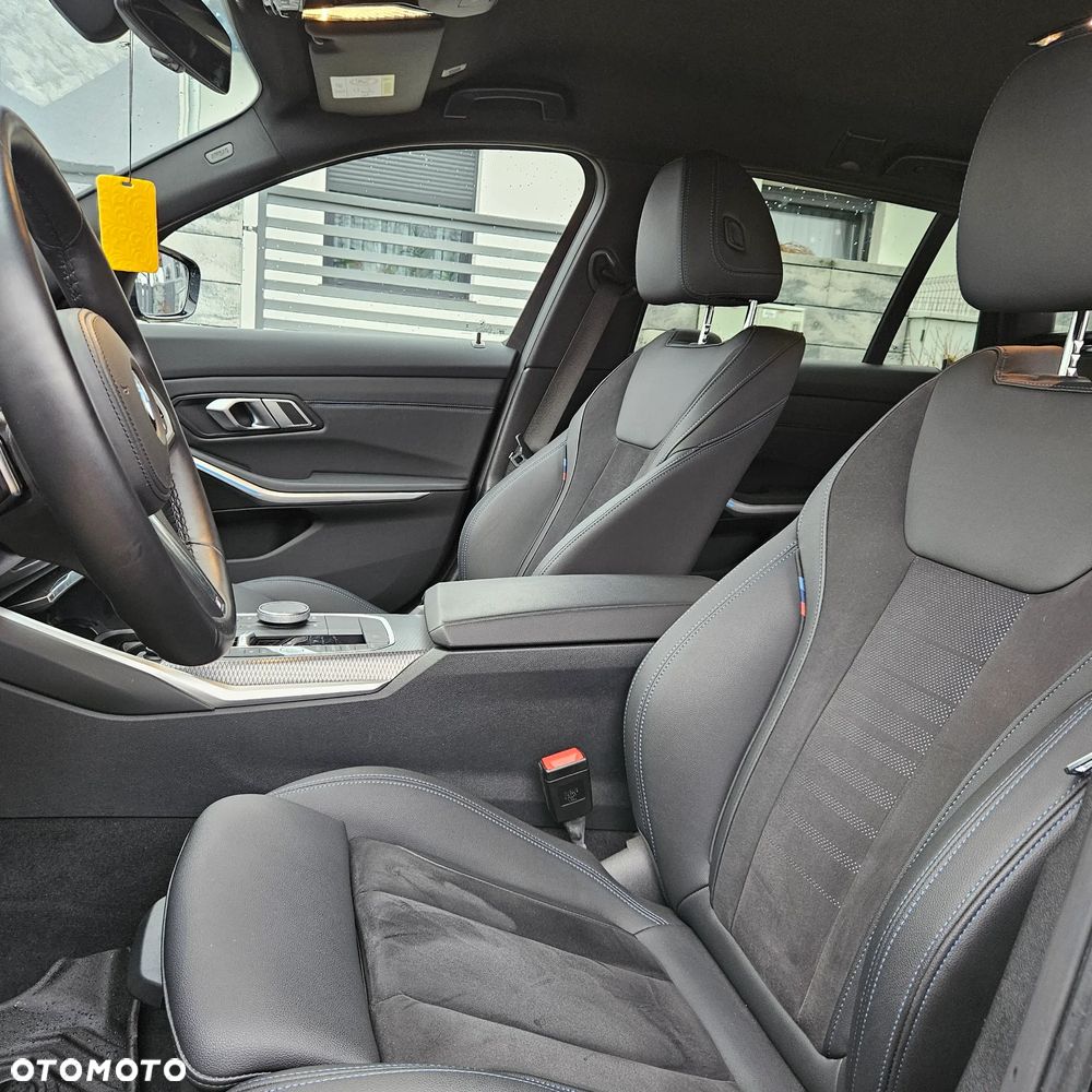 BMW Seria 3 320i GPF M Sport - 12