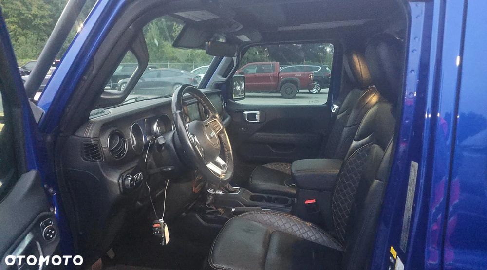 Jeep Wrangler Unlimited 3.6 Automatik Sahara - 8