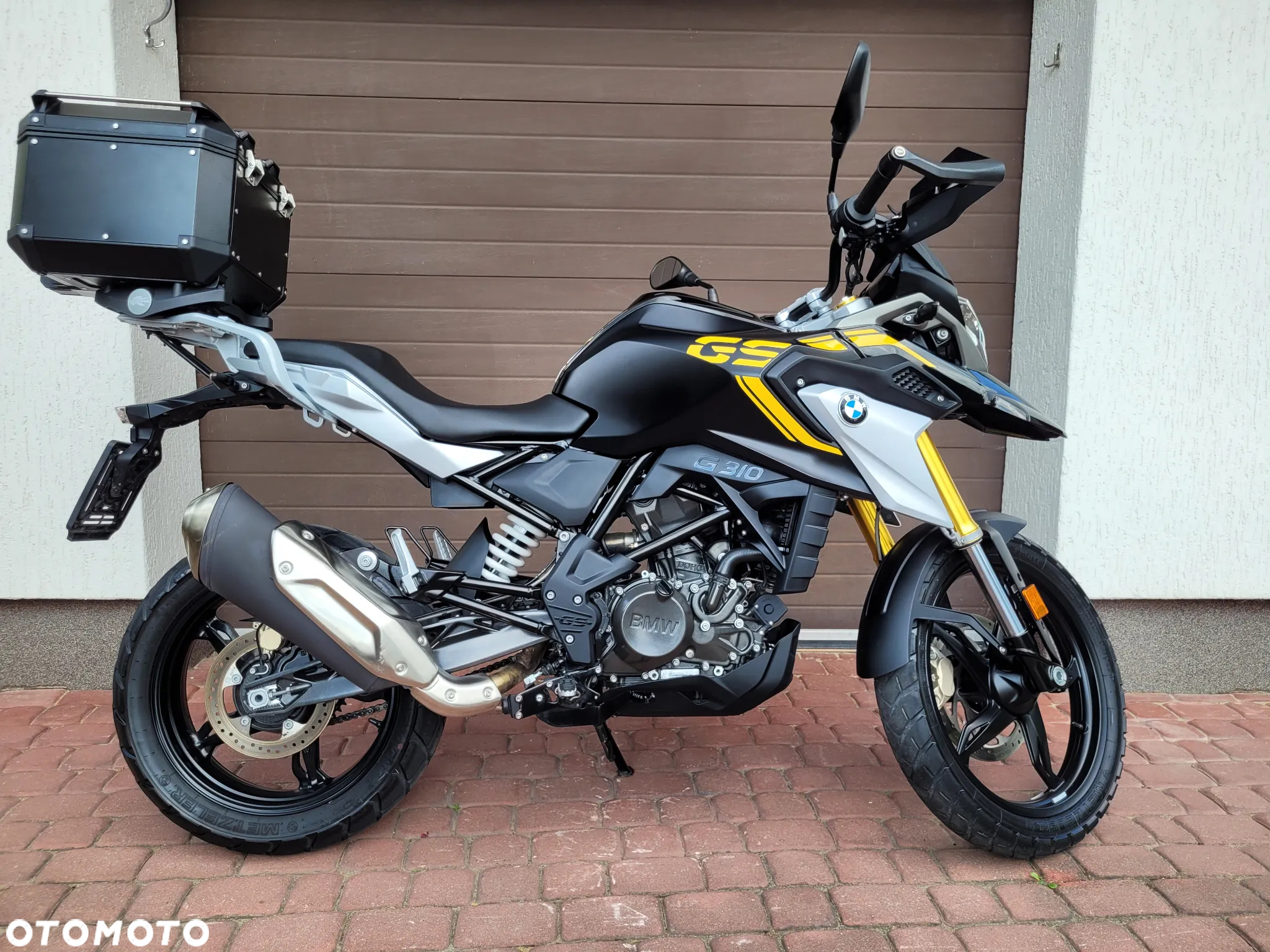 BMW G - 6