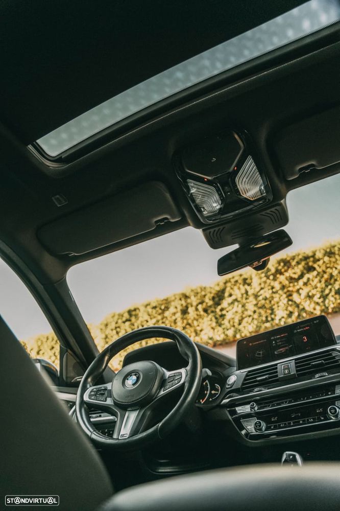 BMW X4 M40 d Auto — fotografia 20