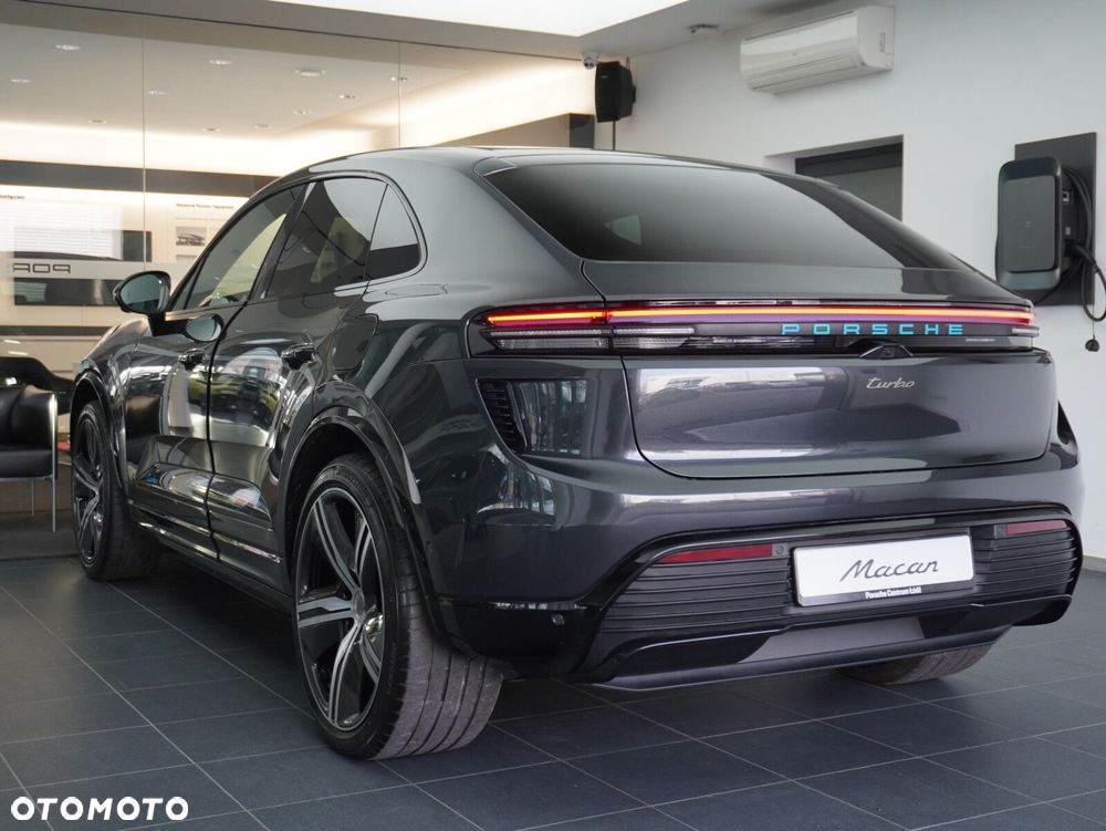 Porsche Macan - 18