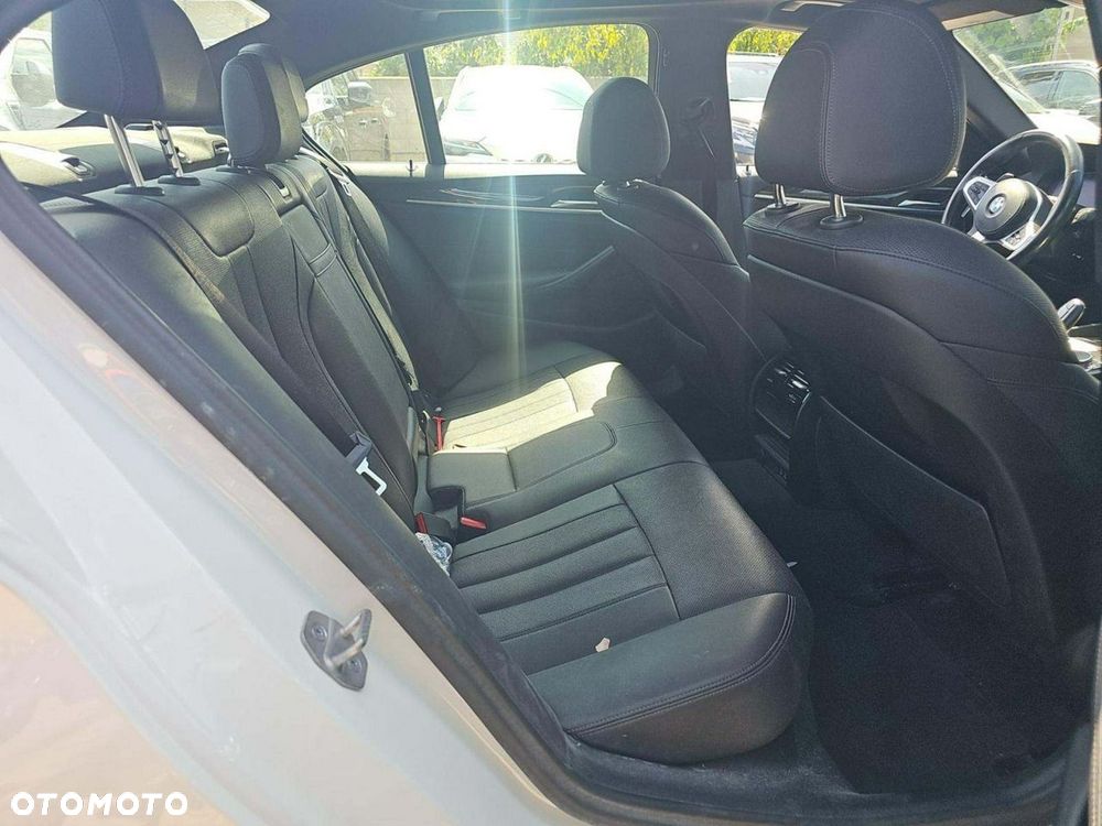 BMW Seria 5 530i M Sport sport - 8