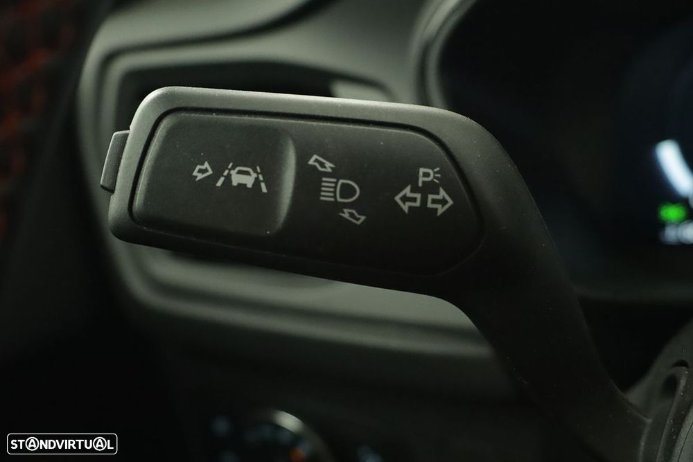 Ford Focus 1.0 EcoBoost MHEV ST-Line X Aut. - 17