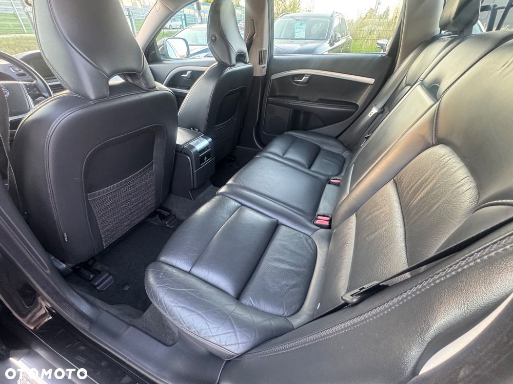 Volvo XC 70 D5 AWD Geartronic Summum - 22