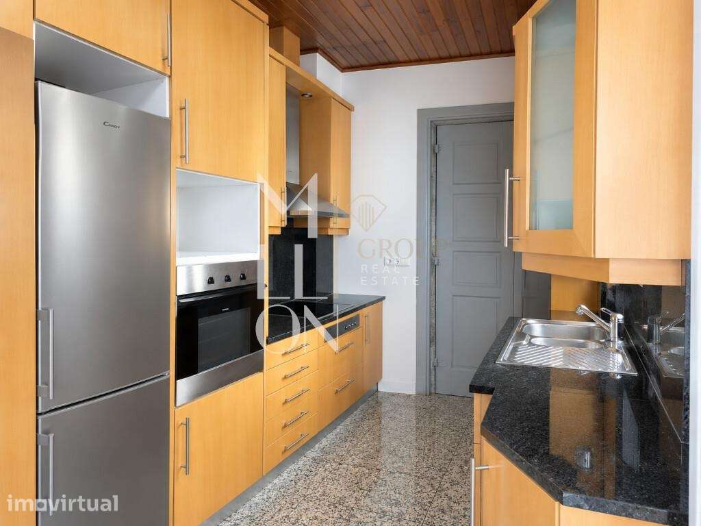 Uma casa com história. Uma morada com carácter. - Grande imagem: 2/13