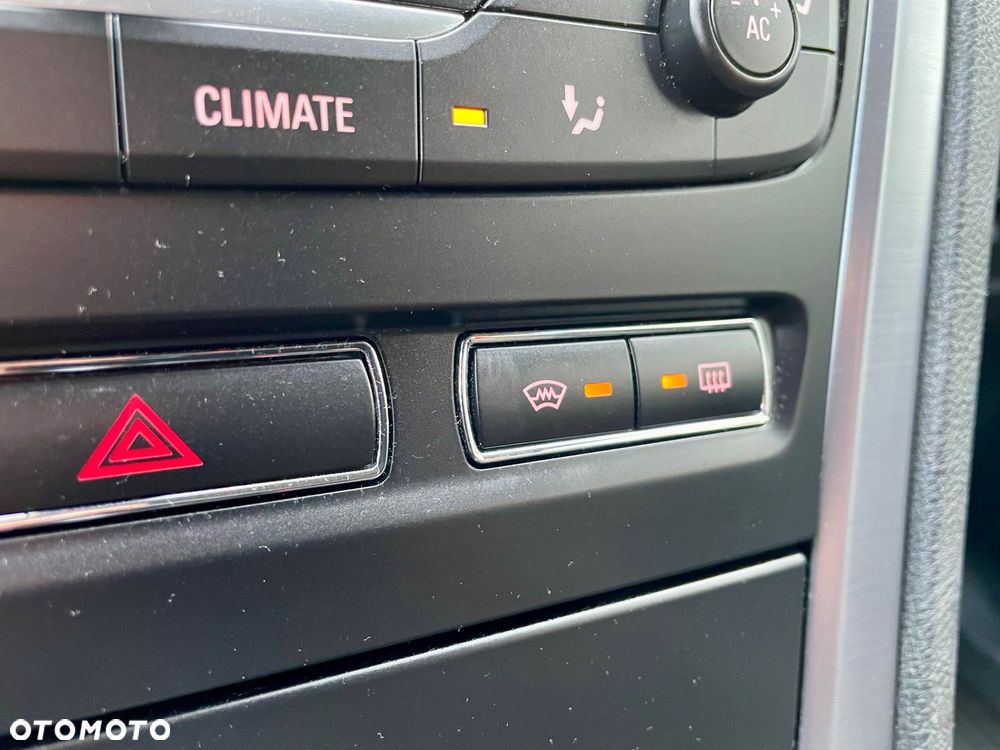 Ford Mondeo 2.0 TDCi Platinium X Plus (Titanium) - 28