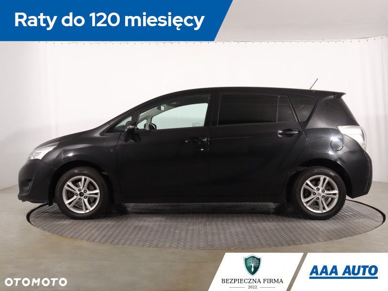 Toyota Verso - 4