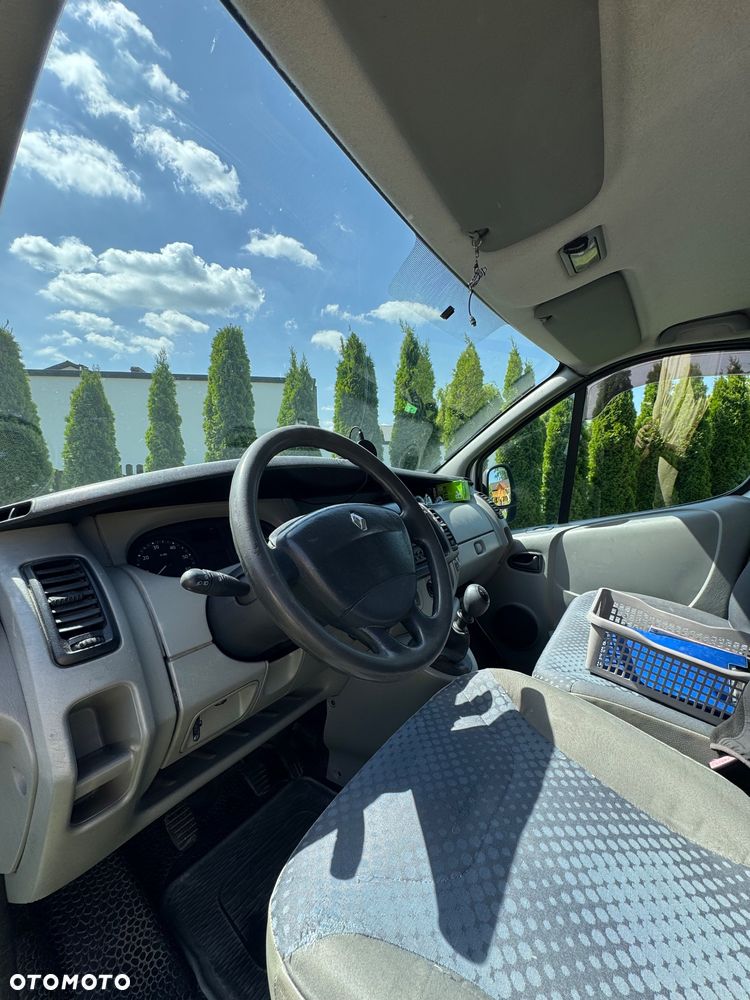 Renault Trafic - 8