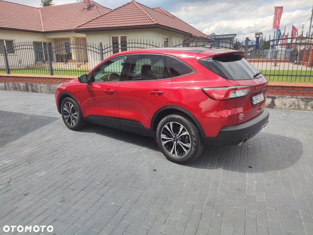 Ford Kuga - 4