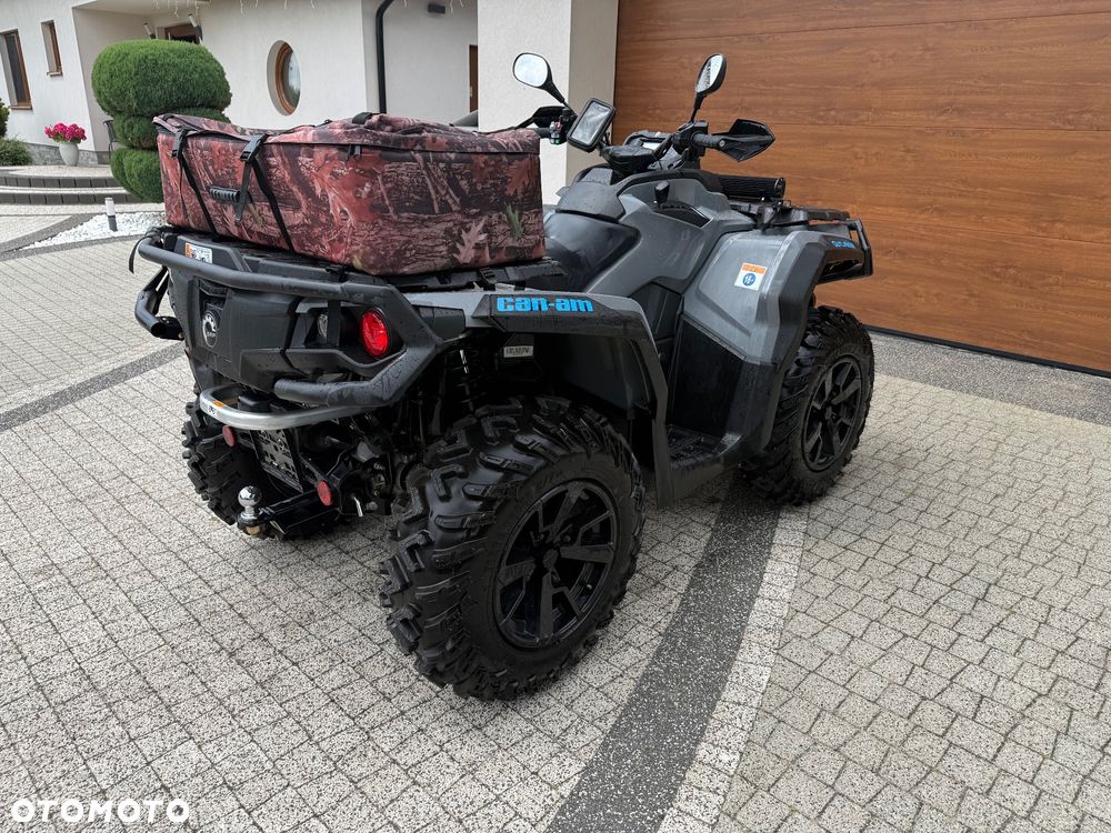 Can-Am Outlander - 1