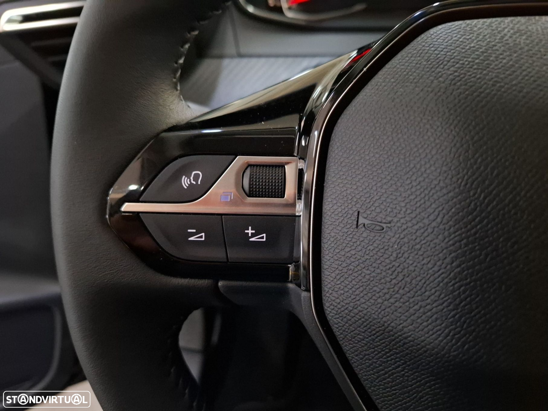 Peugeot 208 1.2 PureTech Active - 16