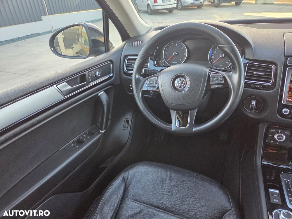 Volkswagen Touareg 3.0 V6 TDI SCR Blue Motion DPF Automatik - 16