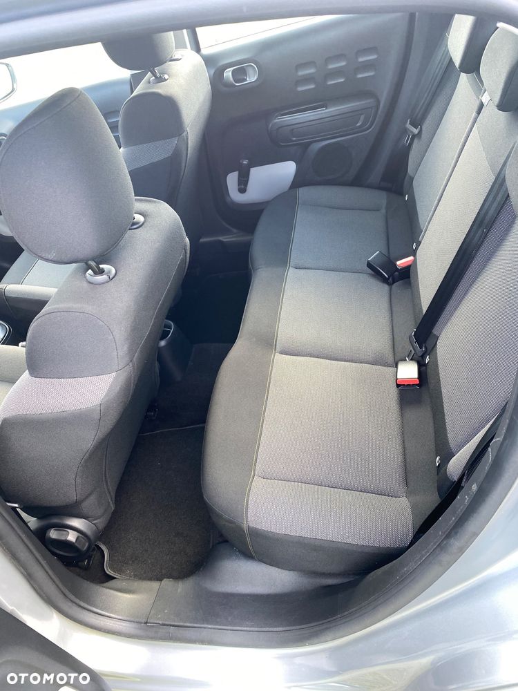 Opel COMBO - 13