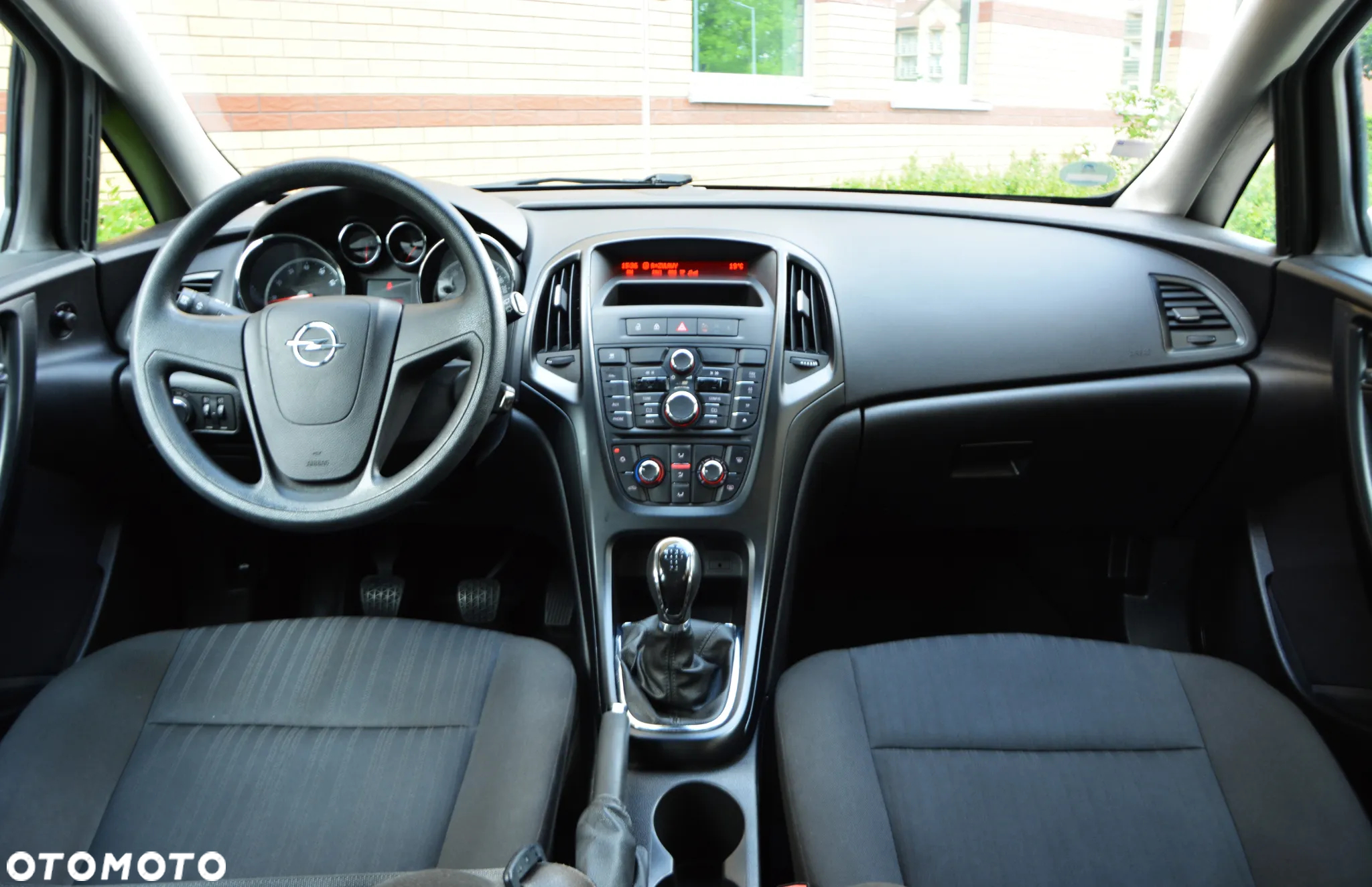 Opel Astra 1.4 EcoFLEX Edition - 17