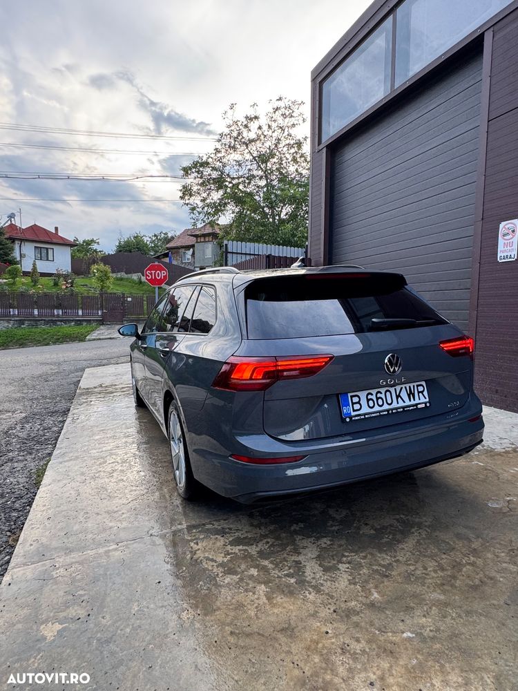Volkswagen Golf 1.5 eTSI DSG MHEV Advanced - 2