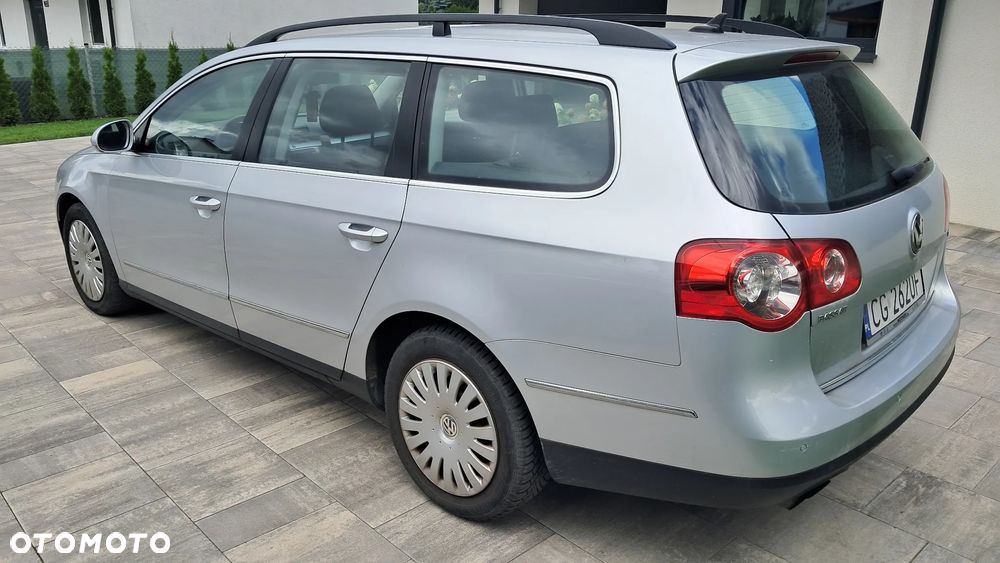 Volkswagen Passat - 10