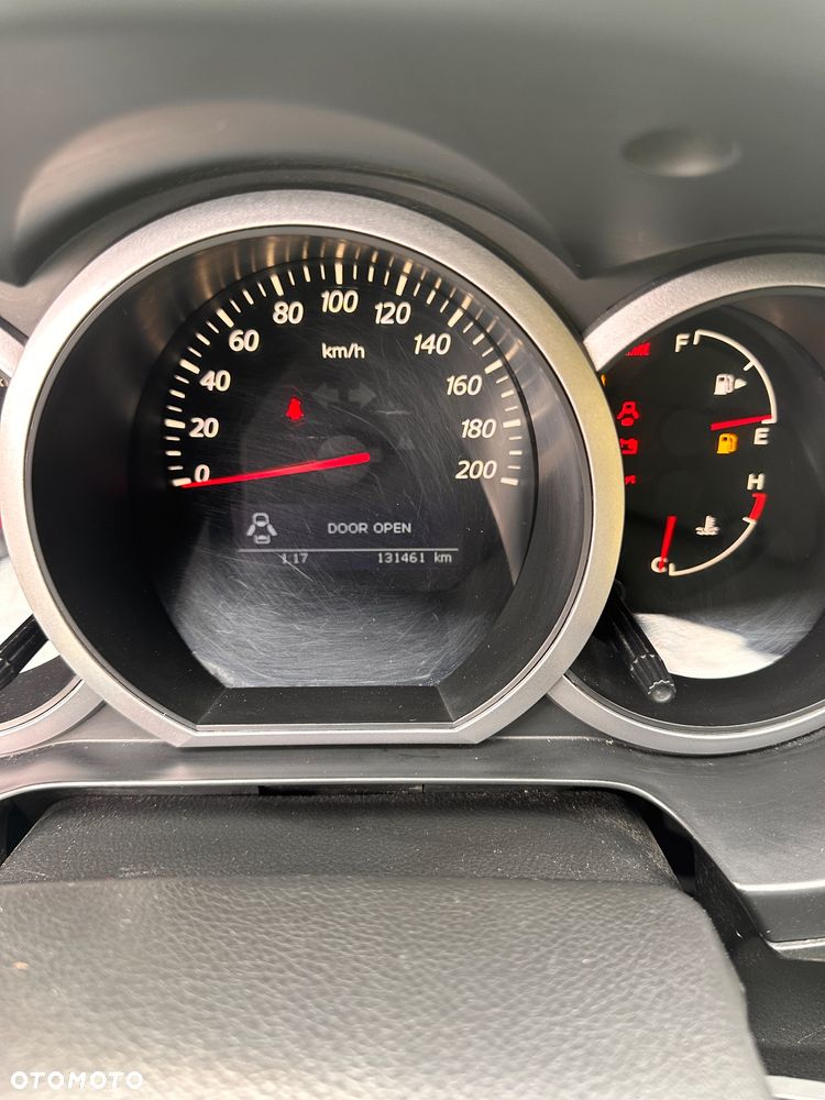 Suzuki Grand Vitara 1.6 - 13