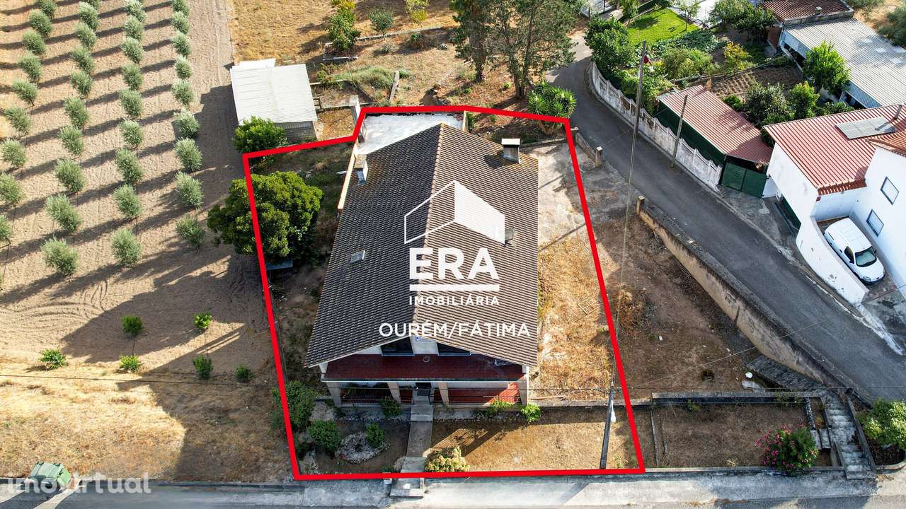 Moradia T7 em Caxarias, no concelho de Ourém. - Grande imagem: 2/22