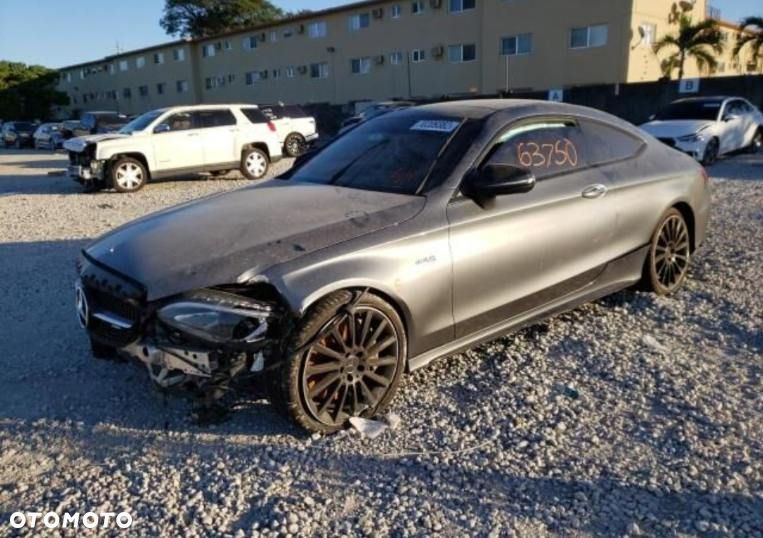 Mercedes-Benz Klasa C AMG 43 4Matic 9G-TRONIC Night Edition - 12