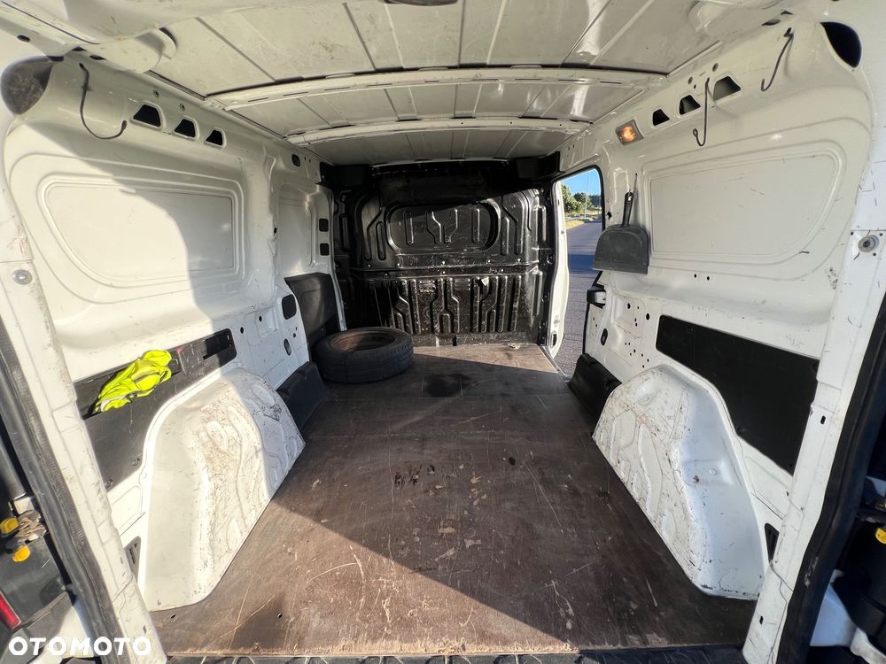 Fiat Doblo Maxi Active - 8