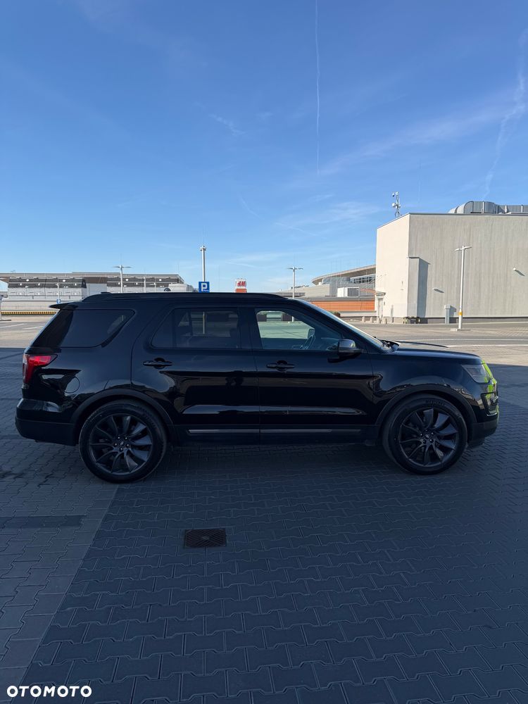 Ford Explorer - 7