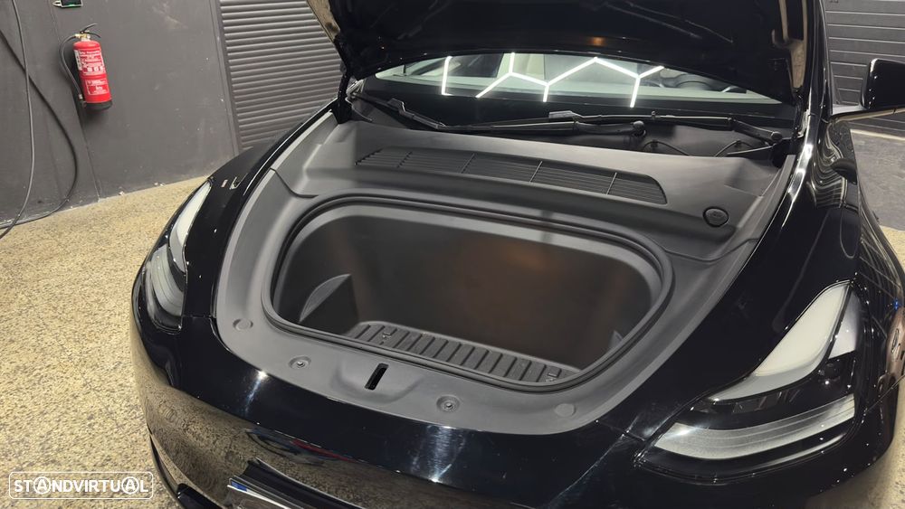 Tesla Model Y Long Range Dual Motor AWD - 47