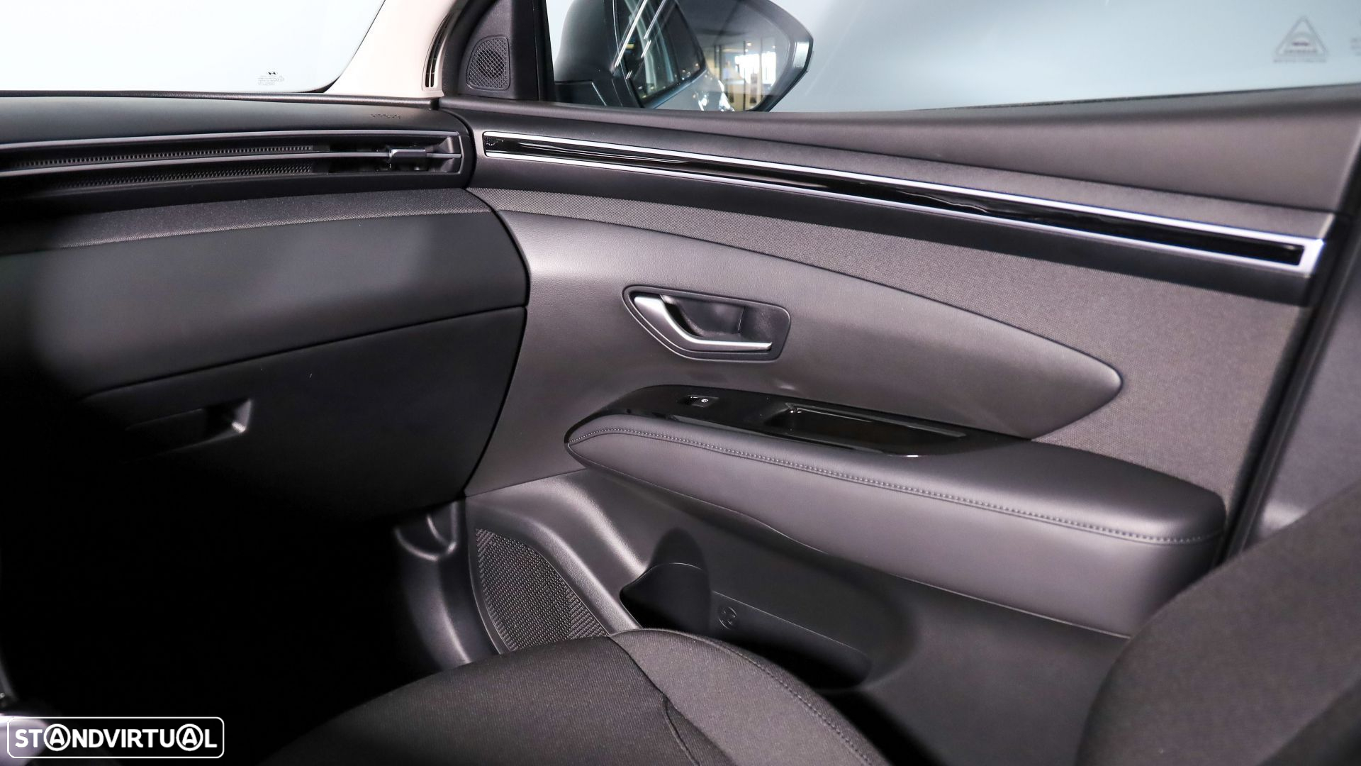Hyundai Tucson 1.6 T-GDI HEV Premium - 19