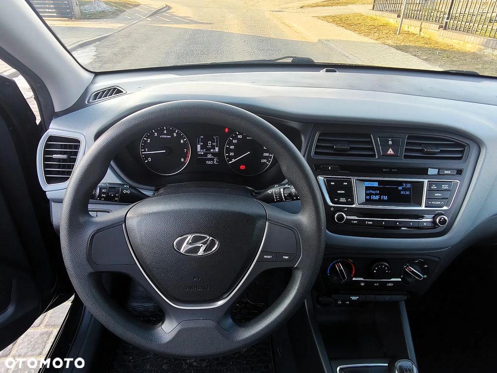 Hyundai i20 blue 1.2 - 21