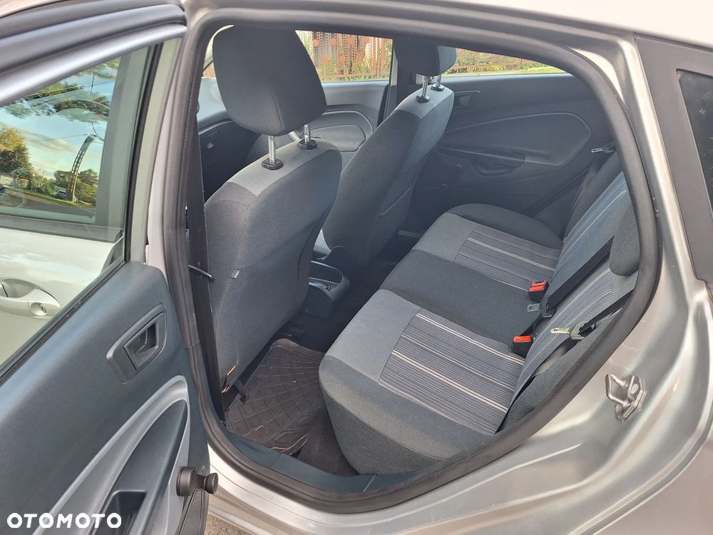 Ford Fiesta - 7