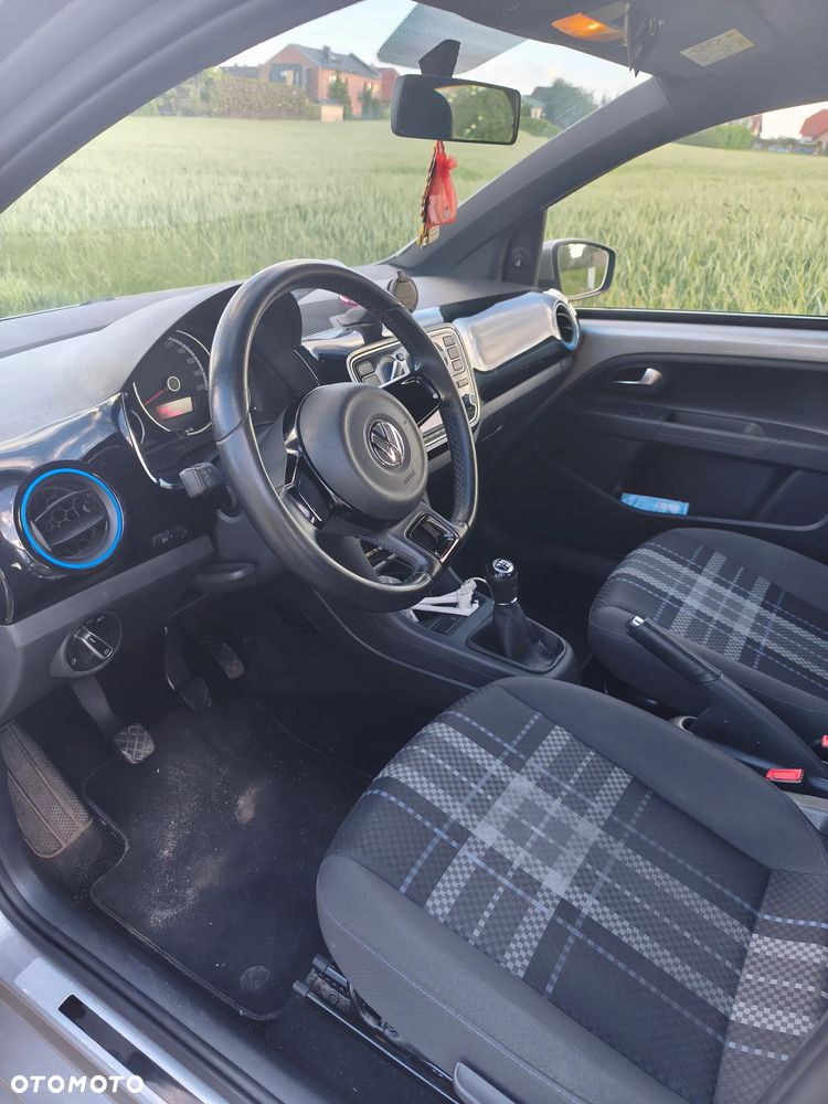 Volkswagen up! club - 5