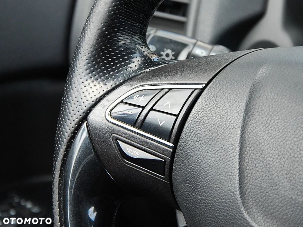 Peugeot 4008 - 31