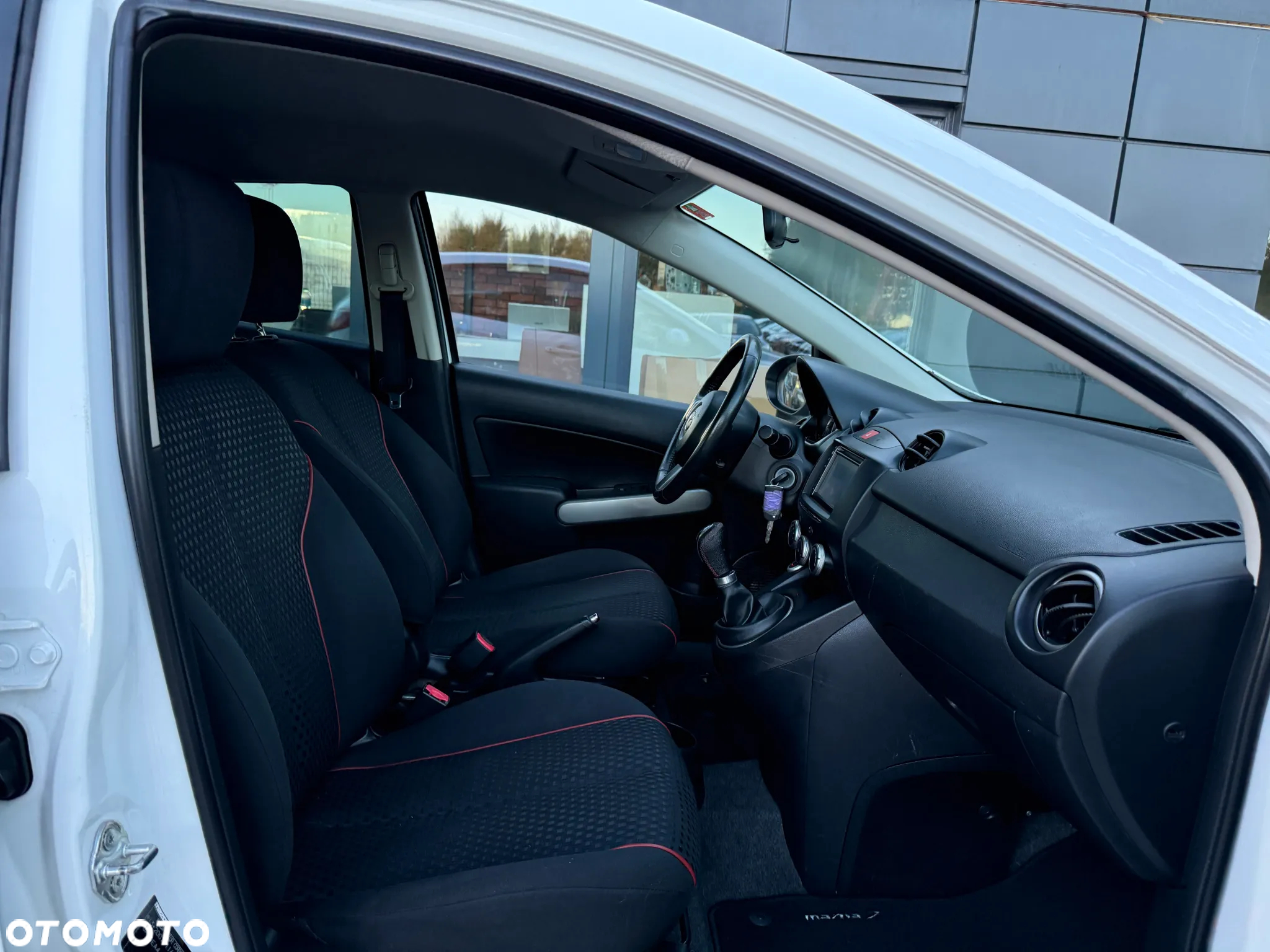 Mazda 2 1.3 Exclusive - 29