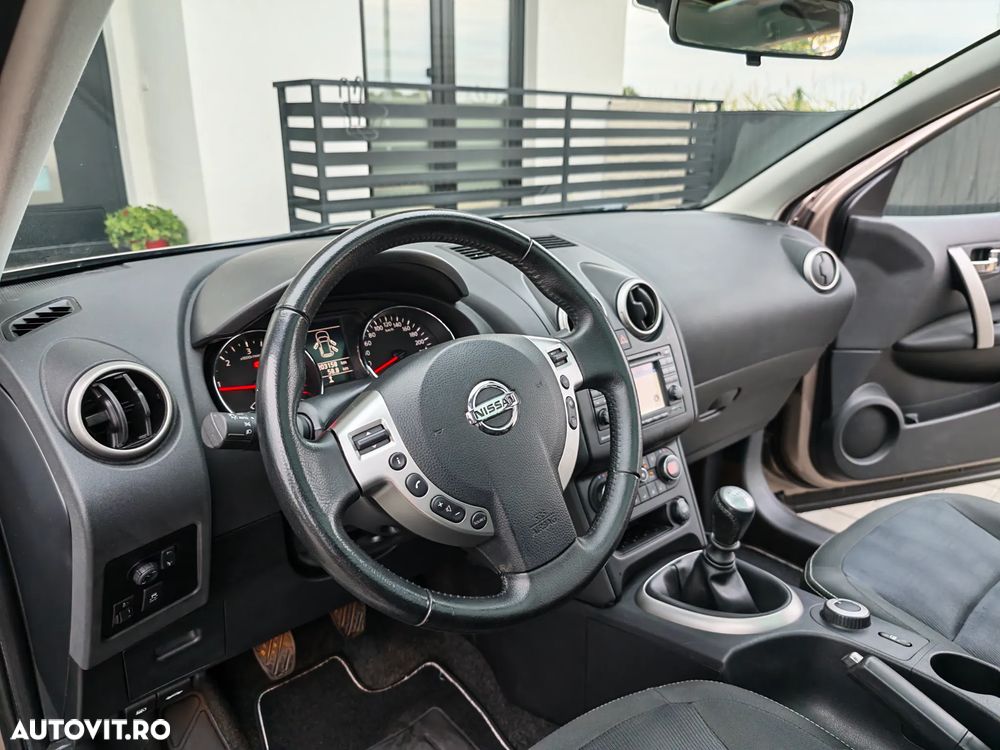 Nissan Qashqai+2 1.6 dCi DPF 4x4 tekna - 19