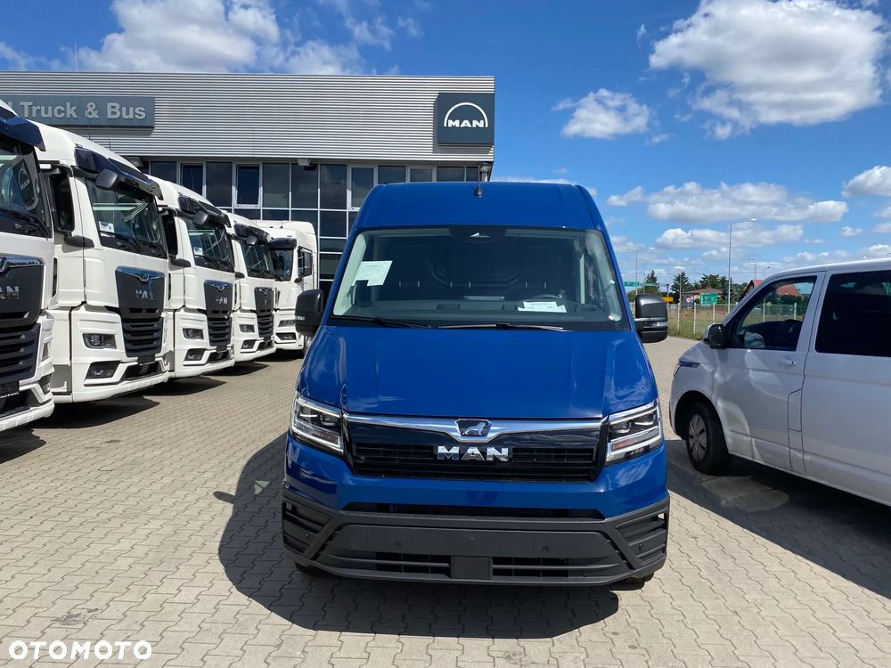 MAN TGE 3.180 4X2F SB - 3