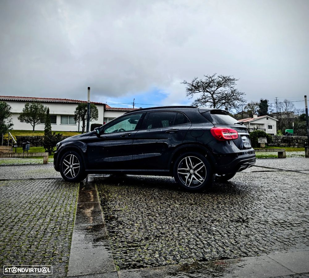 Mercedes-Benz GLA 220 d 7G-DCT AMG Line - 30