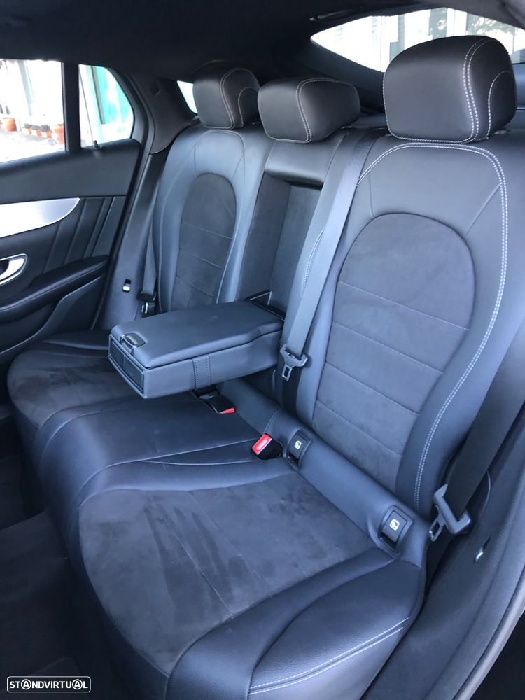 Mercedes-Benz GLC 220 d 4Matic 9G-TRONIC AMG Line - 32