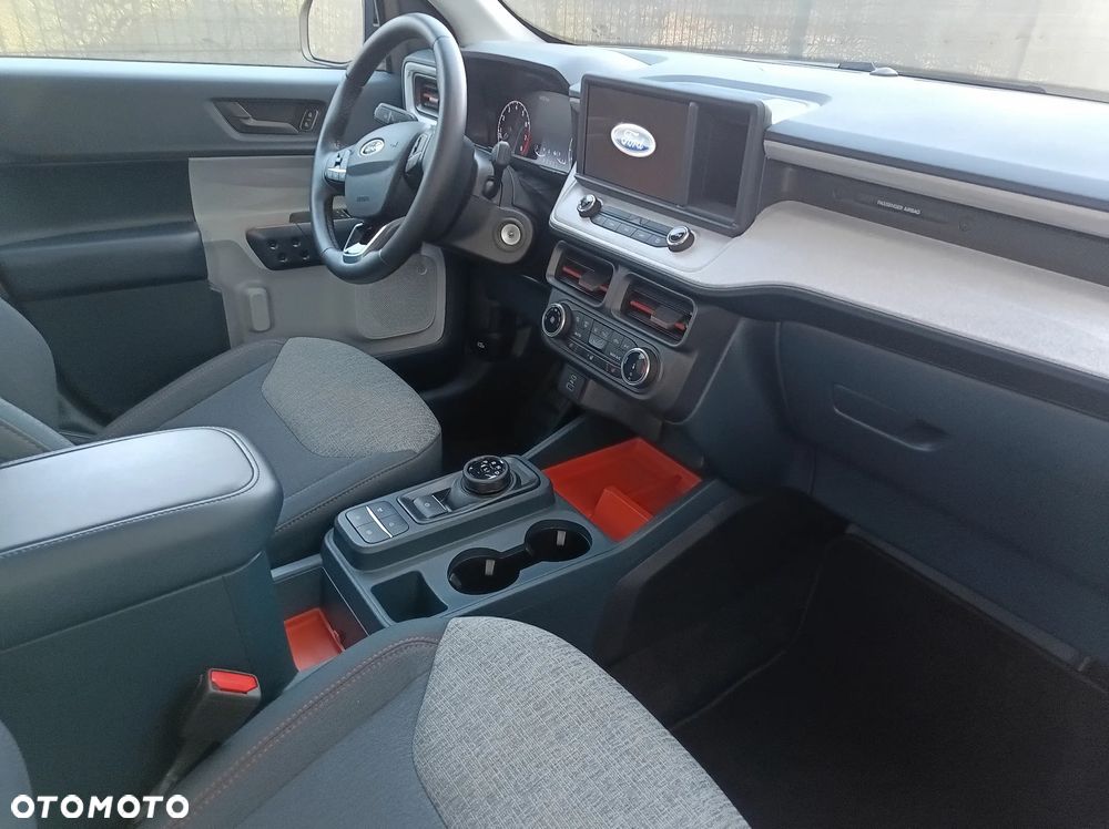 Ford Maverick - 9