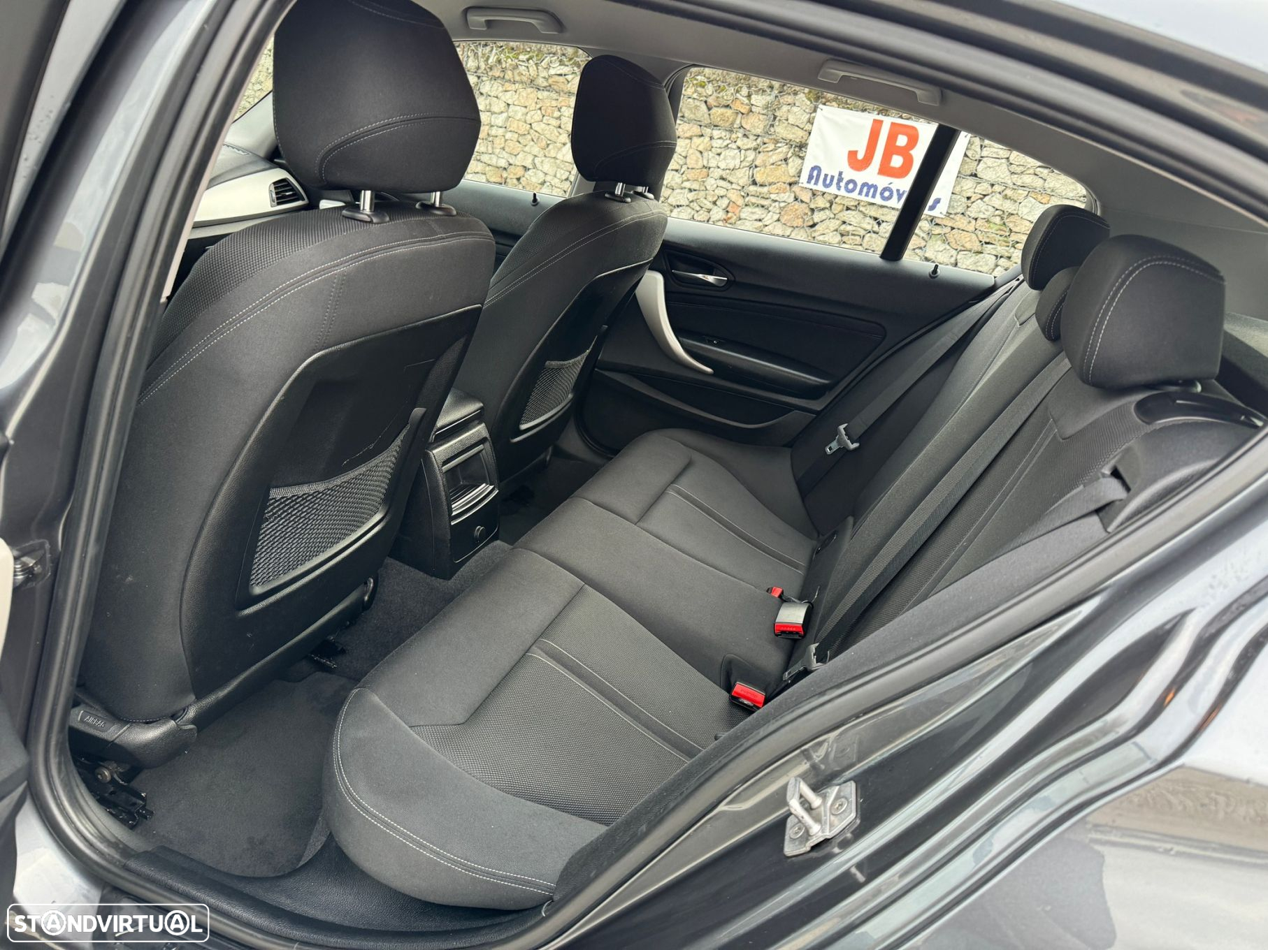 BMW 116 d EfficientDynamics - 13