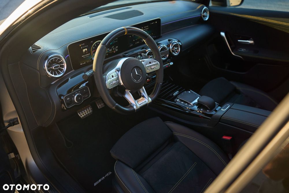 Mercedes-Benz CLA AMG 45 S 4-Matic 8G-DCT - 19