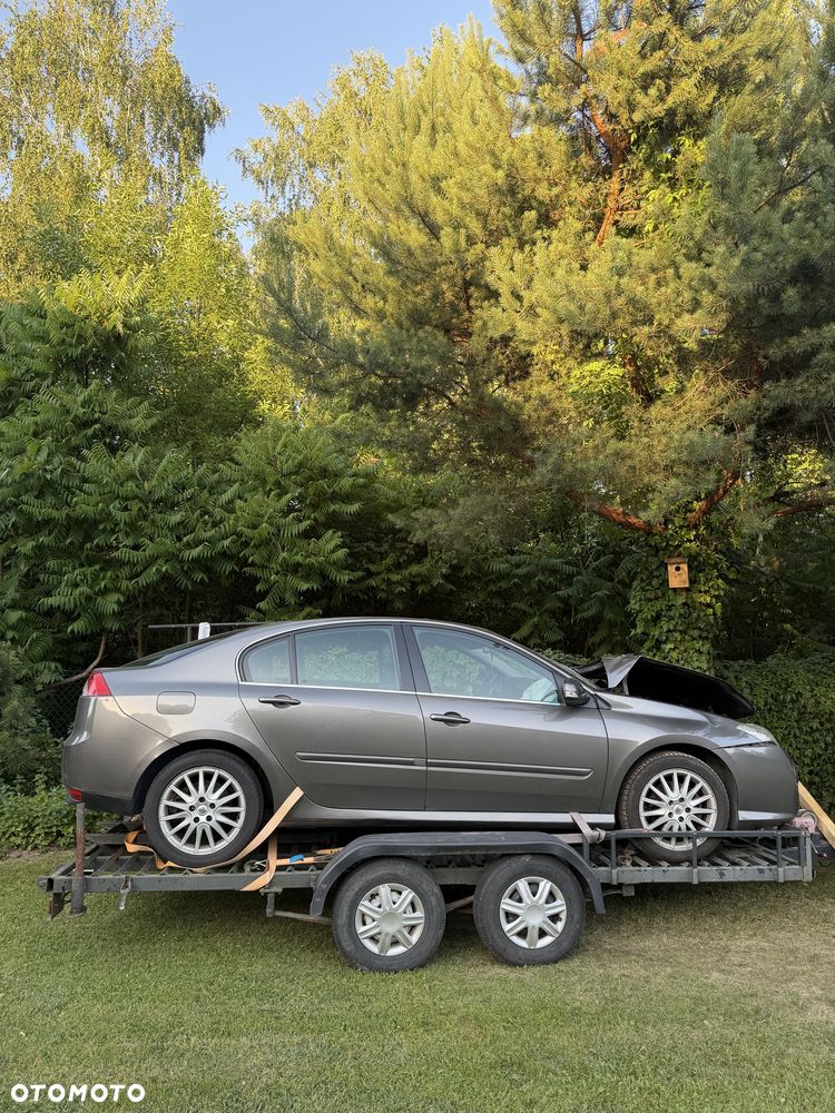 Renault Laguna - 3