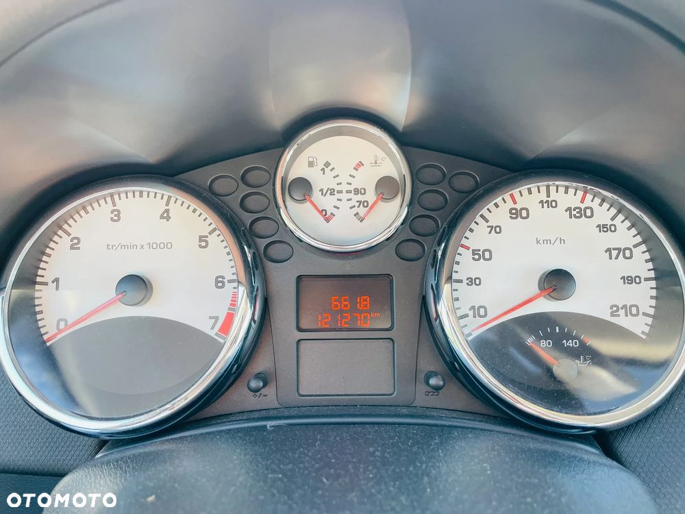 Peugeot 207 - 20