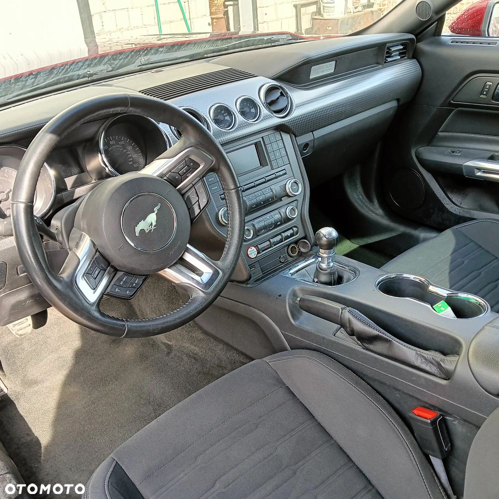 Ford Mustang 5.0 V8 GT - 9