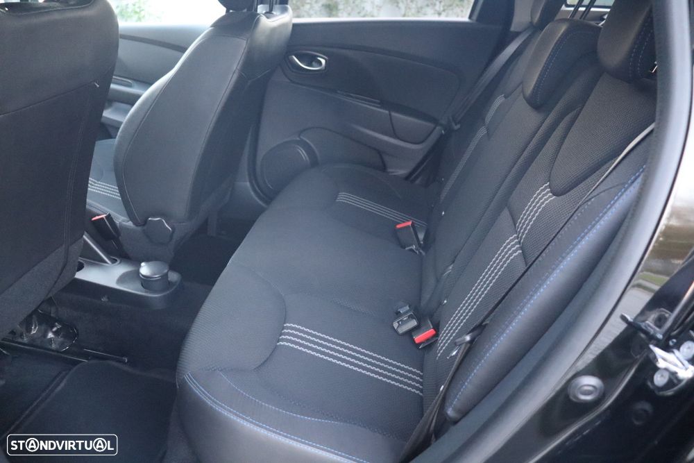 Renault Clio Sport Tourer 1.5 dCi GT Line - 14